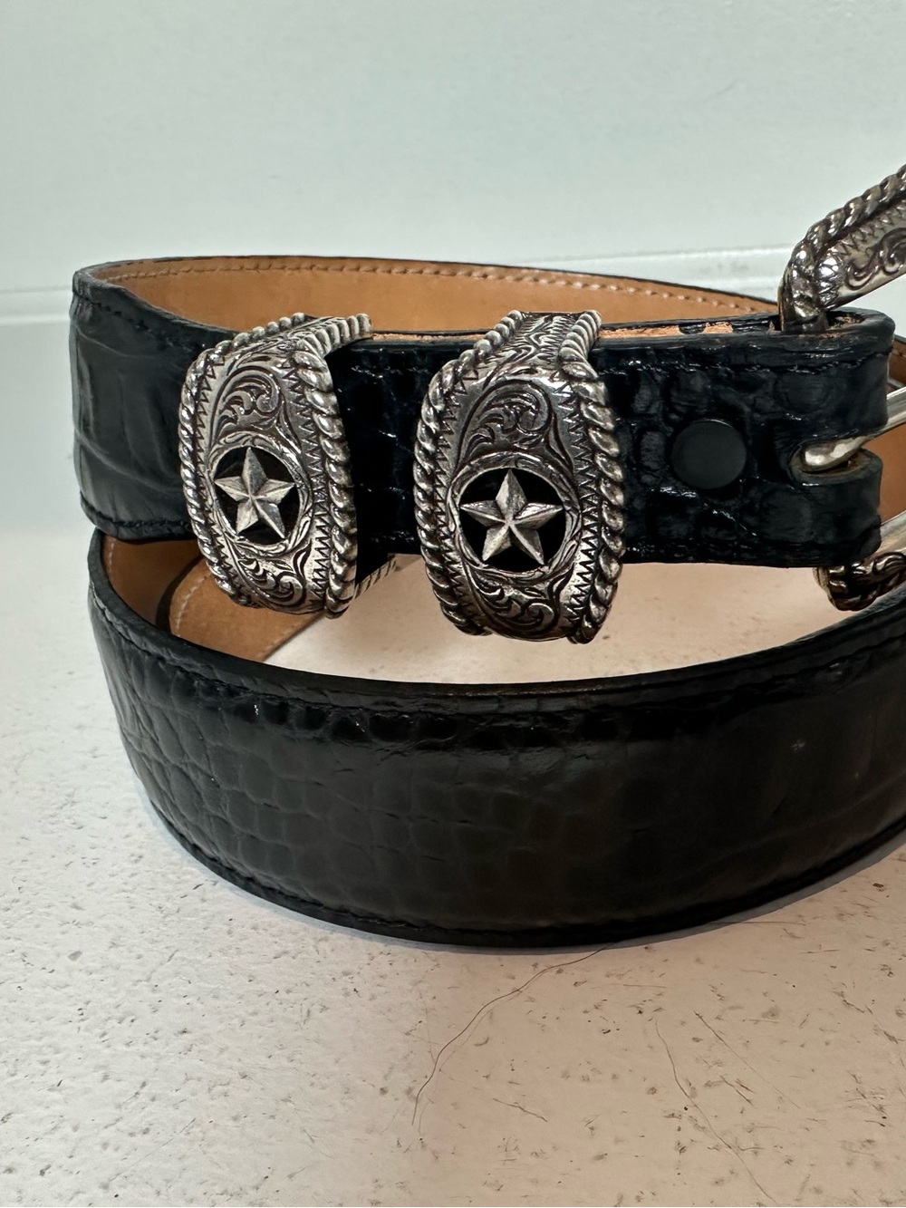 Tony Lama Belt Size 36 Black Leather Embossed Western Belt Silver Star Buckle - Picture 2 of 5
